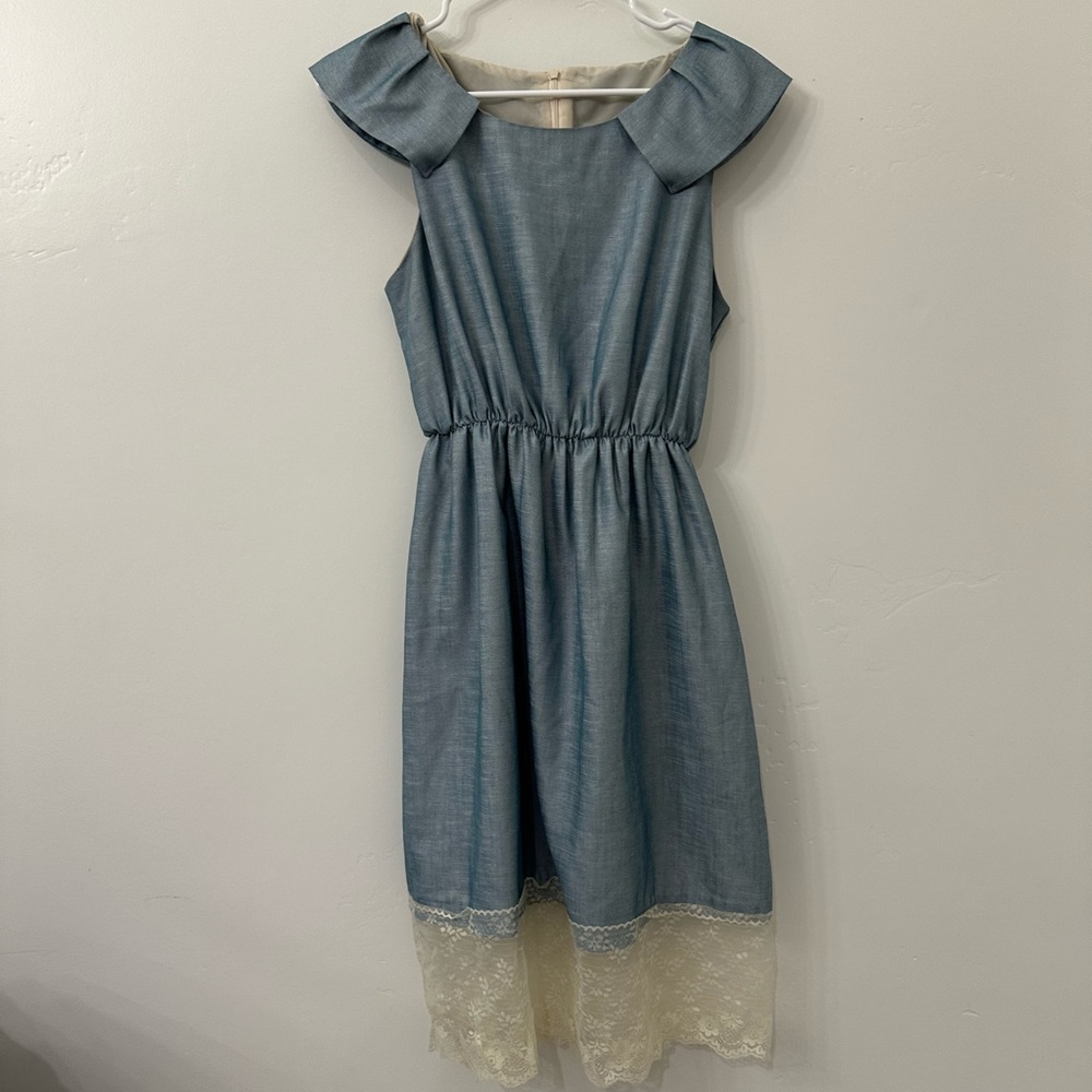 213 by Michelle Kim baby doll collared lace dress size Medium